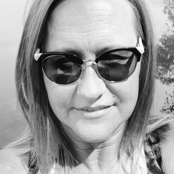 Meet the Posher Other - Meet your Posher, Cecelia